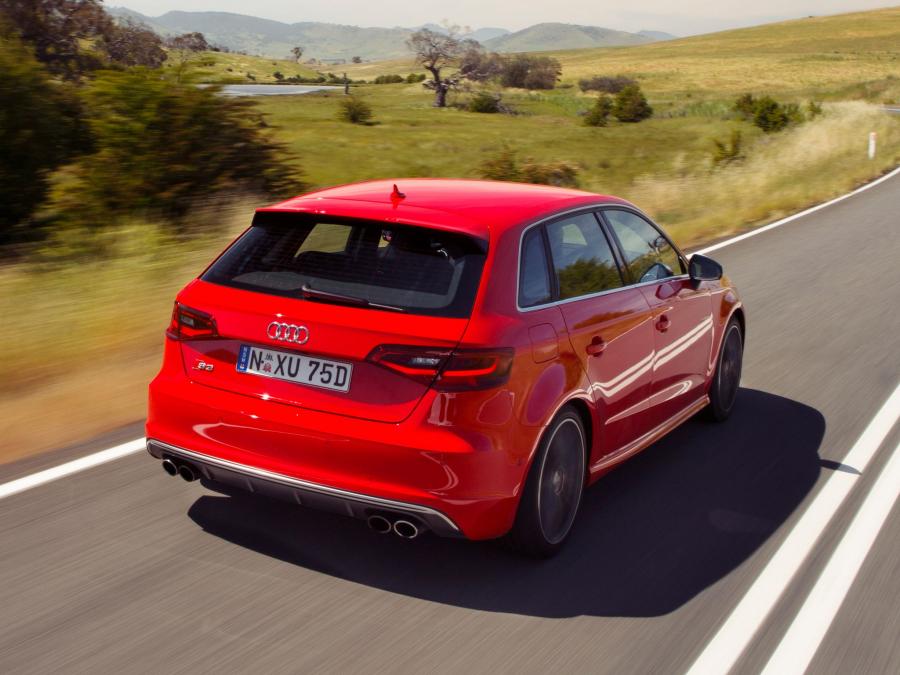  Audi S3 Sportback (8V) 2013 года  (AU) (фото 5 из 21)